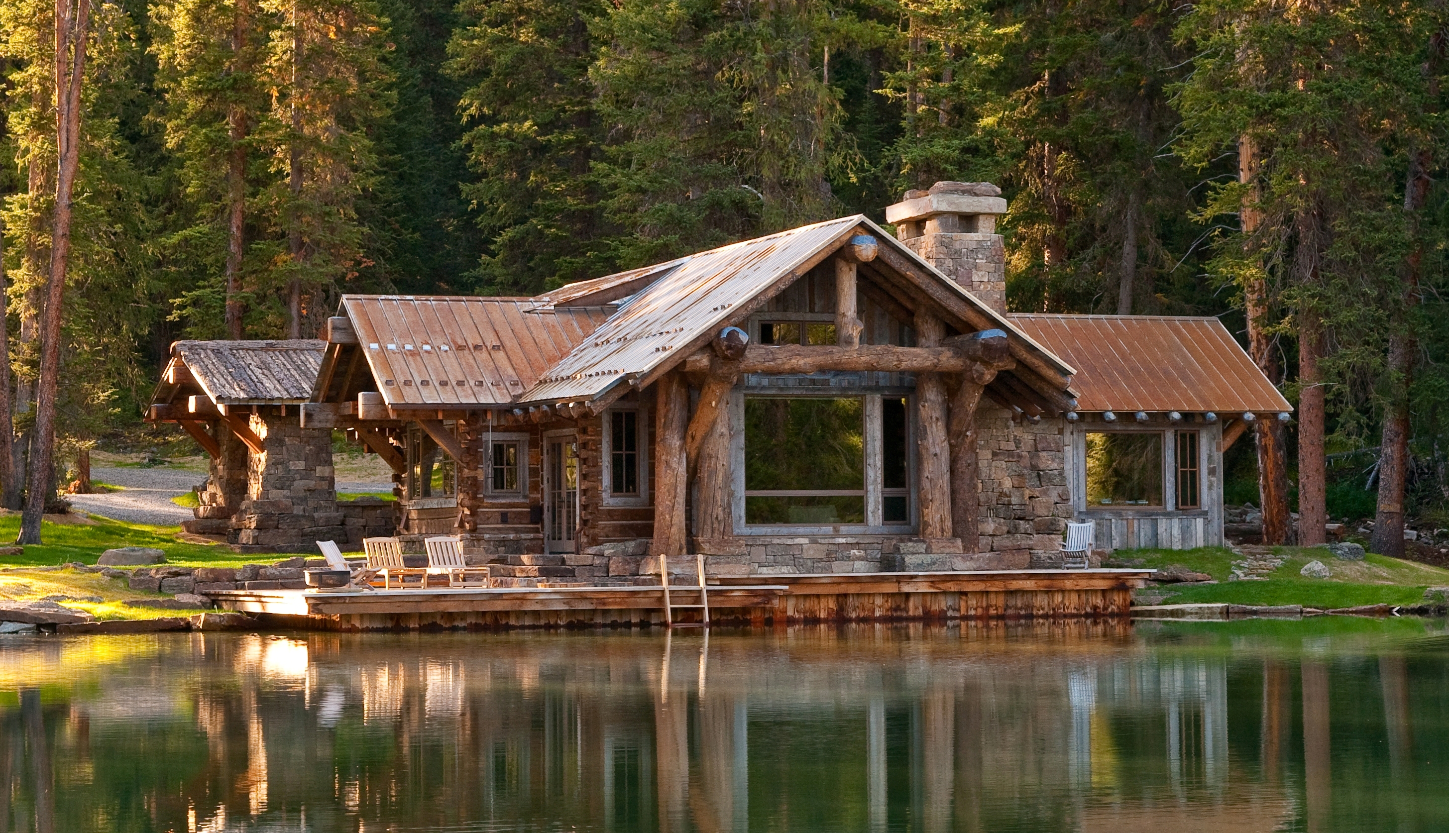 Дом дикой природы. Лес горы штат Монтана домик у озера. Хижина штата Мэн. Дом у озера (США, 2006). Шале у озера Сортавала.