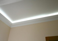 Скрытая светодиодная подсветка потолка